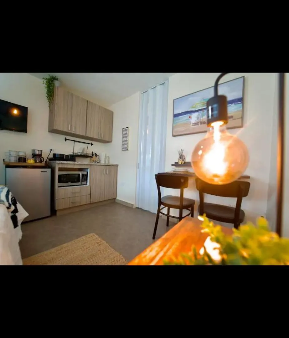 Bucare Studio - Beach Bliss: Isla Verde Gem location
