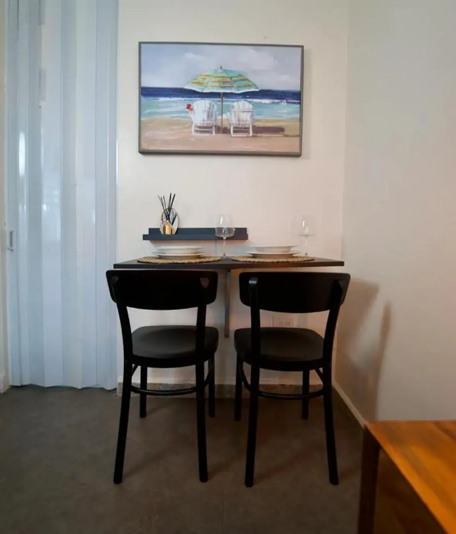 Bucare Studio - Beach Bliss: Isla Verde Gem San Juan Apartment